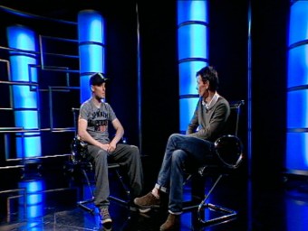 Bradley Smith talking to Neil Stokes on El Punt Avui TV. /  ARCHIVE