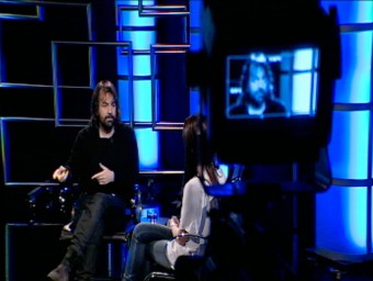 Filmmaker Isaki Lacuesta during the interview on El Punt Avui TV.