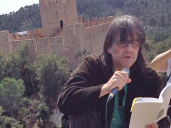 Perejaume, en el Turó del Vent de Santa Coloma, en l'edició del 2014 del festival Domini Màgic de Poesia EL PUNT AVUI