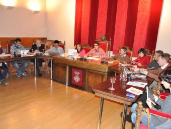Sessió plenària de l'Ajuntament de Morella. EL PUNT AVUI