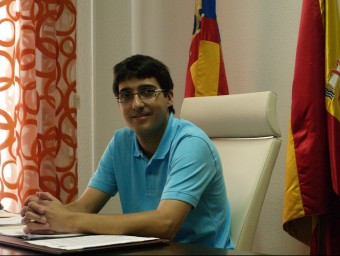 Serafín Simeón, els primers dies com alcalde de Silla l'any 2011. ESCORCOLL