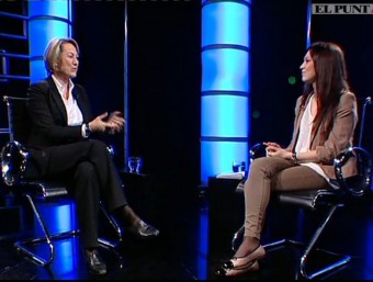 Elaine Blaus during the interview on El Punt Avui Televisió.