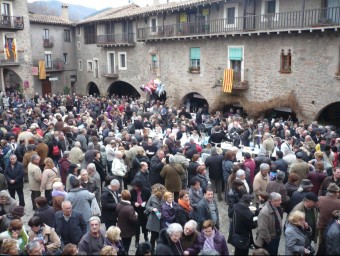 Santa Pau fills with visitors every year for the Fira del Fesol bean festival. A. VILAR