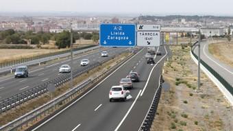Imatge de l'autovia A-2, que connecta Lleida i Barcelona, al seu pas pel terme municipal de Tàrrega ACN