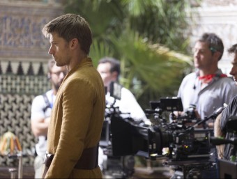 L'actor Nikolaj Coster-Waldau que interpreta Jamie Lannister a la sèrie fantàstico-medieval en el rodatge al Real Alcázar de Sevilla, l'octubre passat. CANAL PLUS