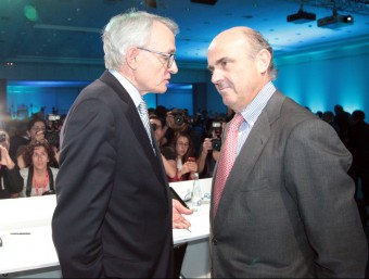 Antón Costas, ahir a Sitges, amb el ministre Luis de Guindosjudit fernández