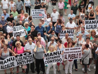 La protesta de suport a Reyes. JUDIT FERNÁNDEZ