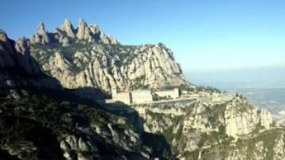 La muntanya de Montserrat amb el monestir al fons JUANMA RAMOS