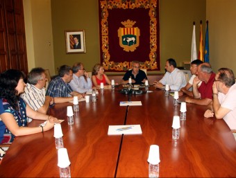 Un moment de la reunió de la Plataforma prou Morts a l'N-240 celebrada ahir a l'Ajuntament de les Borges Blanques ACN