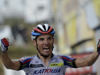 Joaquim Rodríguez celebra la victòria a Plateau de Bielle, és la seva tercera etapa a la volta francesa EFE