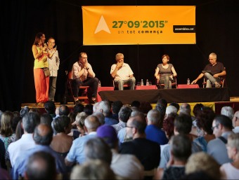 L'acte de l'ANC ahir a Ventalló va comptar amb Carme Forcadell, Albert Pont, Eduardo Reyes i Xevi Xirgo. MANEL LLADÓ
