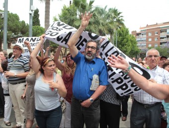 El ple d'investidura de Castelldefels ja va aplegar partidaris i detractors del nou govern J.F