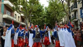 La Filà dels Bequeteros de Cocentaina i la Societat Musical “Mestre Orts” de Gaianes va lluïr a Mataró REBECA MARTÍN