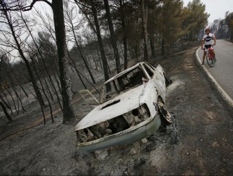 Les flames han cremat 1.000 hectàrees des d'ahir a la tarda EFE