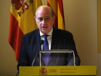 El ministre Fernández Díaz en la presa de possessió del comissari principal Sebastián Trapote Gutiérrez com a cap superior de la Policia de Catalunya ACN