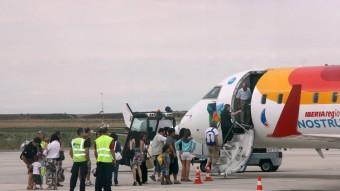 Un avió d'Air Nostrum, companyia que enllaça Lleida amb les Illes Balears ACN