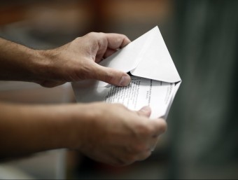 L'enviament de les paperetes per al vot per correu ha començat aquest dijous ACN