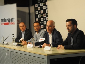 A la presentació, Joan Porcar (Clúster esport), Josep Palà (Clúster moto), Vicenç Aguilera (Clúster automoció) i Ian Planas (Motorsport) RAMON FERRANDIS