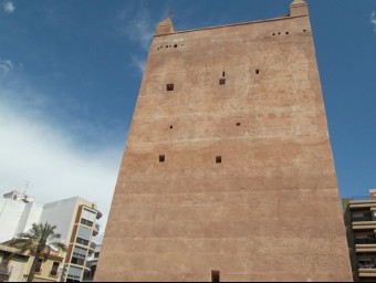 Perspectiva de la Torre de Torrent de l'Horta. ESCORCOLL