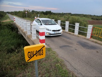 La carretera dels tres ponts, entre Castelló i Palau-saverdera. MANEL LLADÓ