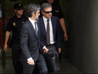 Jordi Pujol , amb el seu advocat, Cristobal Martell, a l'Audiencia Nacional, el 2014 REUTERS