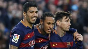 Suárez, Neymar i Messi en el partit de dissabte contra la Real Sociedad. EFE