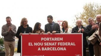 Carme Chacón, entre Carles Martí i José Montilla, amb Miquel Iceta a l'extrem esquerre, ahir, a la Sagrera ACN
