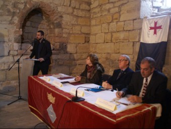 L'alcalde de Barberà de la Conca Marc Rovira, en la seva intervenció durant l'acte de signatura del conveni amb la Generalitat i la Diputació JOSEP LLUÍS ERAS