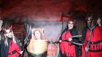 Les calderes de Pere Botero del Pessebre vivent de Linyola amb una foto de Soraya Sáenz de Santamaria ACN