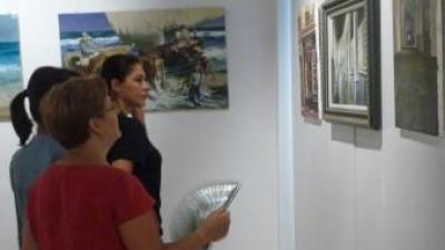 Mostra pictòrica penjada a la Sala Rafael Calduch durant l'estiu de 2011. ESCORCOLL