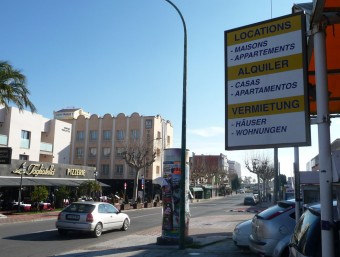 L'Ajuntament de Castelló d'Empúries Empuriabrava vol que es legalitzin els lloguers d'habitatges turístics E. C