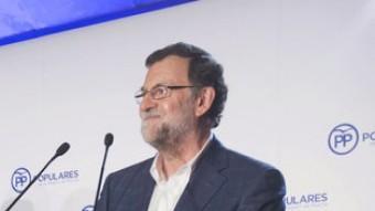 Mariano Rajoy és ovacionat durant la seva intervenció d'ahir davant la junta directiva regional del PP de Múrcia MARCIAL GUILLÉN / EFE