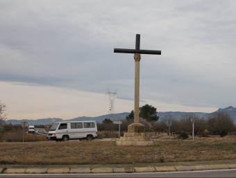 Imatge actual de la creu de terme de la Galera després de la restauració duta a terme per l'ajuntament. CARLES FERRANDO
