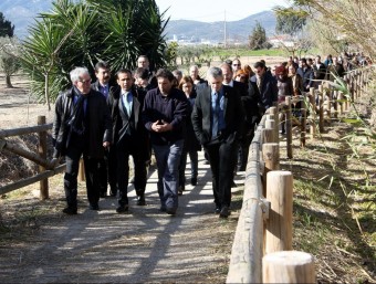 El president de la Diputació i l'alcalde d'Amposta, entre altres autoritats, van visitar ahir el camí de sirga ACN