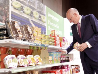 El president de la cadena de supermercats valenciana Mercadona, Juan Roig, va presentar els resultats de la companyia el 2015 MANUEL BRUQUE / EFE