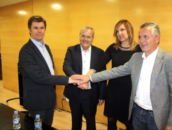 Representants d'Ajuntament, Generalitat, Associació Hotelera i FEHT ahir a Salou ACN / R.S