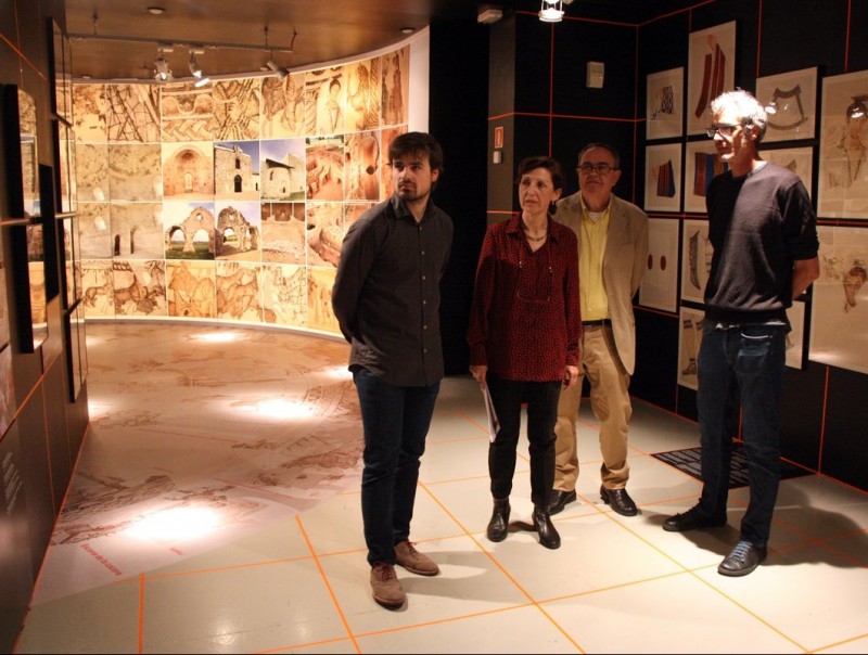 Els responsables de l'exposició, ahir, en la seva presentació al Museu Nacional Arqueològic de Tarragona ACN