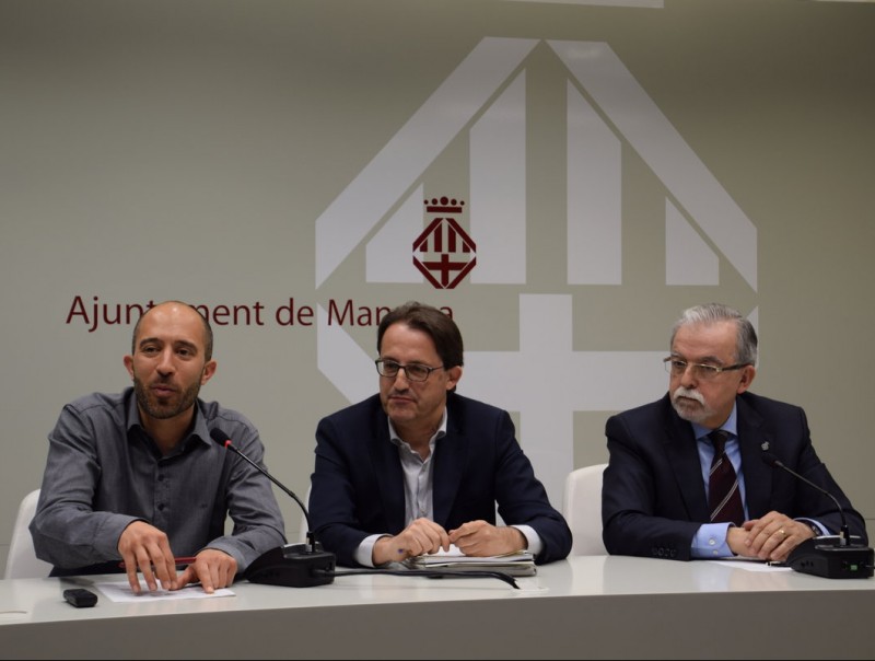 D'esquerra a dreta: el regidor de Planejament, Marc Aloy, el portaveu del govern, Antoni Llobet i el regidor d'Hisenda, Josep Maria Sala JORDI PREÑANOSA