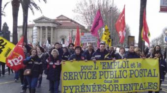 Manifestació de carters i treballadors de La Poste a Perpinyà SOLIDAIRES66