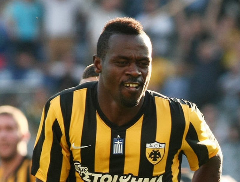 Macauley Chrisantus, en un partit de la seva darrera etapa a l'AEK Antenes L'ESPORTIU