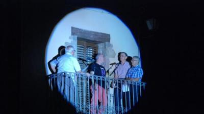 Un grup de cantadors de Riudaura, en l'edició de l'any passat del concert central. J.F