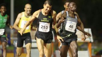 Adel Mechaal (253), en l'arribada dels 1.500 m de l'últim míting de Barcelona JUANMA RAMOS