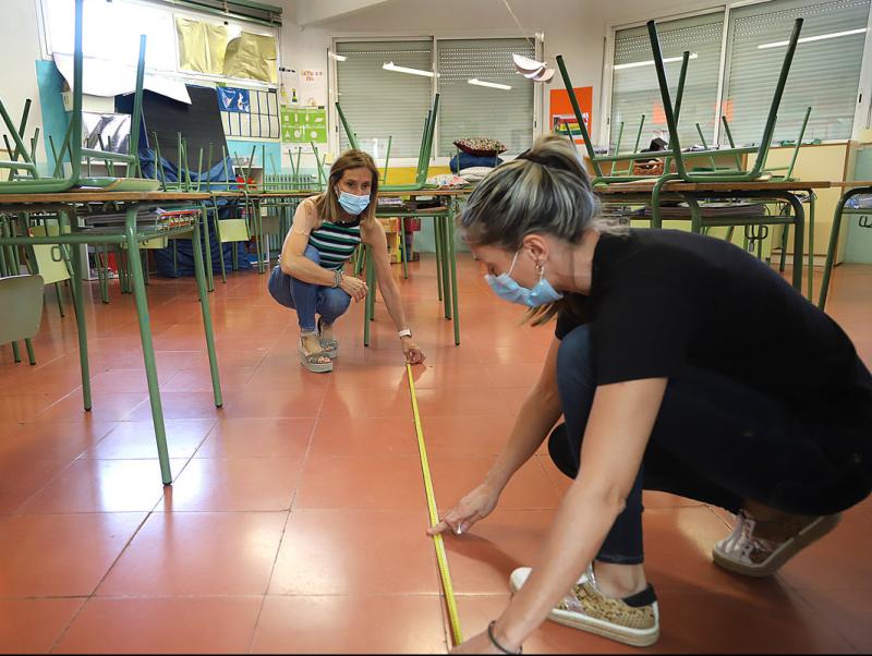 Els sindicats demanen l'ús de la mascareta a l'escola a partir dels 6 anys  i insisteixen a reduir les ràtios | ACN | barcelona | Educació | El Punt  Avui