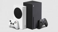 Les noves consoles Xbox Series S (Blanca) i Xbox Series X (negra)