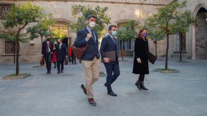 Puigneró, Aragonès i Vilagrà abans de la reunió de l’executiu
