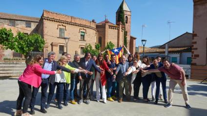 Foto de grup de la futura executiva de Junts, ahir, a Sant Climent de Llobregat