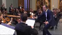 Luigi Gaggero, dirigint la Simfònica de Kíiv, ahir, al Museu del Prado