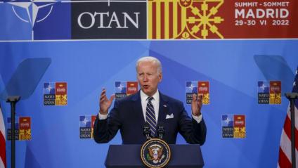 Joe Biden en un moment de la seva compareixença ahir al final de la cimera de l’OTAN al recinte firal d’Ifema de Madrid