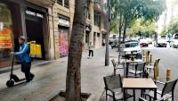 Una terrassa al carrer Bruc de Barcelona, ahir a la tarda