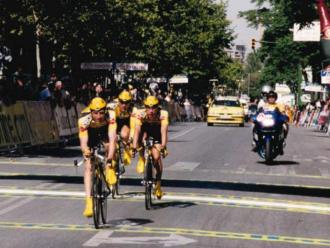 La contrarellotge per equips a Sabadell de l’any 2001